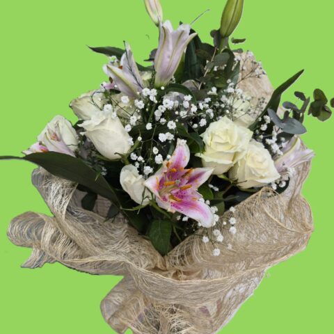 Pembe Lilyum ve Beyaz Gül