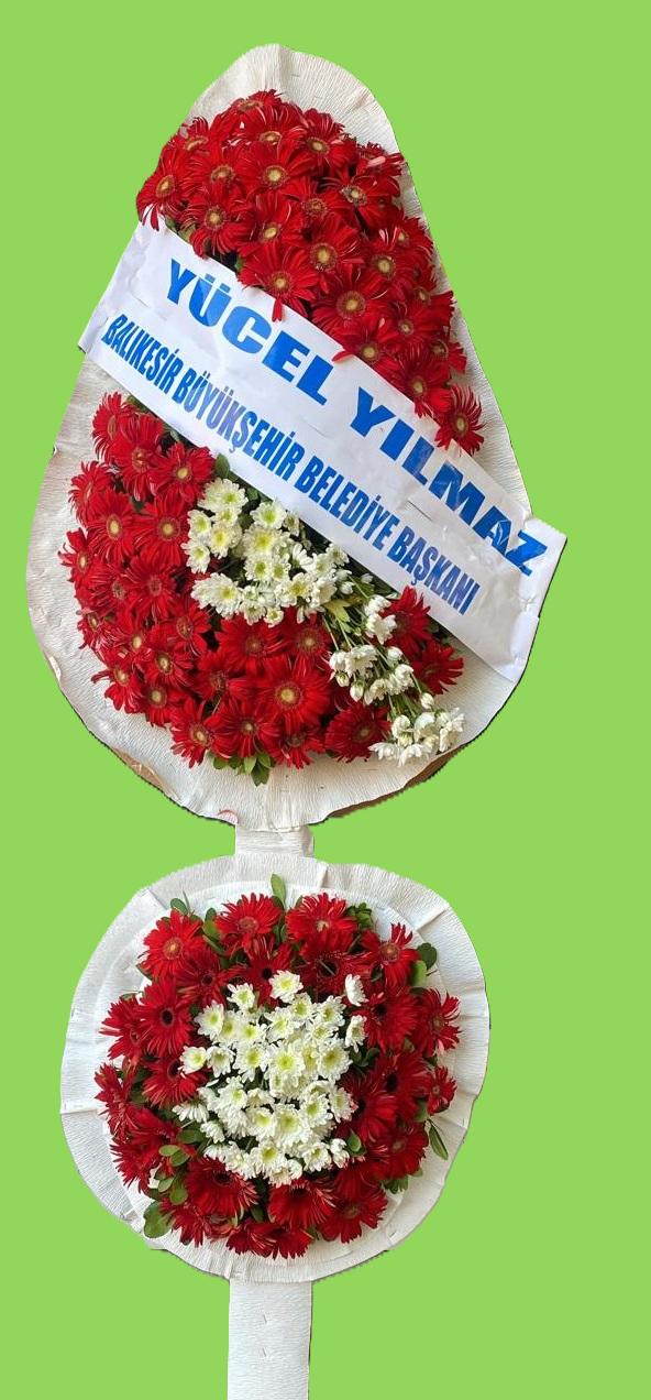 2li gerberelerden çelenk